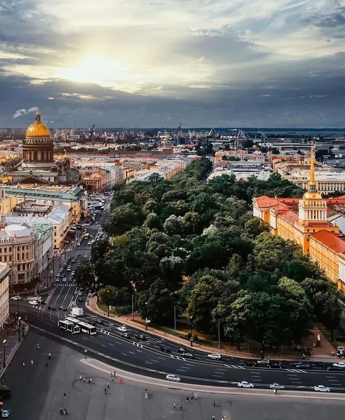 Как провести яркие выходные в Петербурге с бюджетом в 10 тысяч рублей
