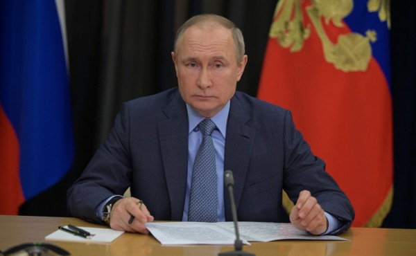 Президент Путин поддержал идею о возрождении Царскосельского лицея Президент Путин поддержал идею о возрождении Царскосельского лицея