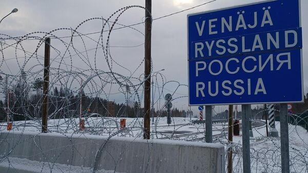В воскресенье из России в Финляндию через погранпункт Вартиус прошли 16 беженцев В воскресенье из России в Финляндию через погранпункт Вартиус прошли 16 беженцев