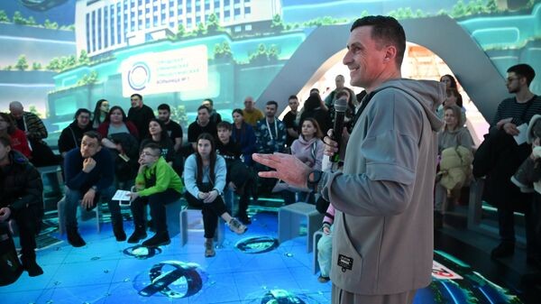 Кружевное панно в цветах флага представят в марте на выставке "Россия" Кружевное панно в цветах флага представят в марте на выставке "Россия"