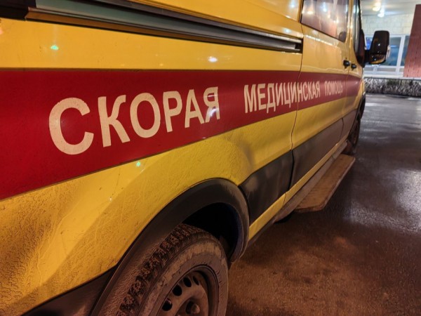 Девочка пострадала при столкновении двух автомобилей в Ленобласти Девочка пострадала при столкновении двух автомобилей в Ленобласти