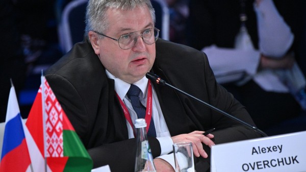 Оверчук: Белоруссия и Россия только сообща могут обеспечить безопасность