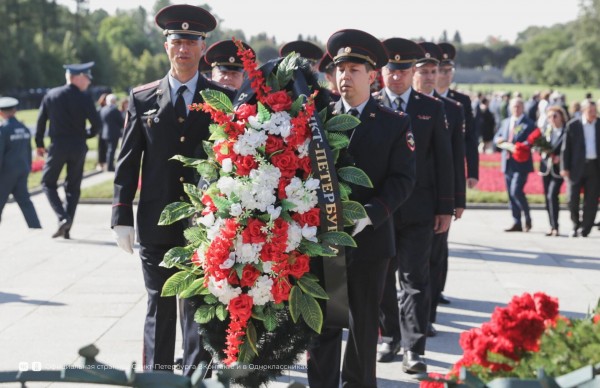 Церемония, посвященная годовщине начала блокады Ленинграда, прошла в Петербурге