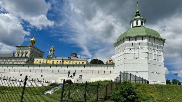Молдавские священники рассказали о теплом приеме в Троице-Сергиевой лавре