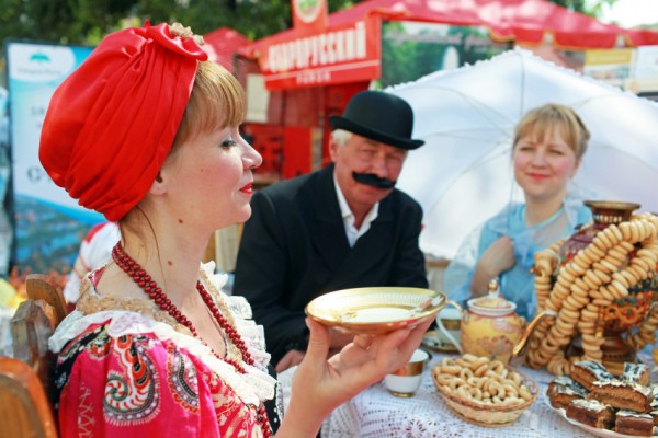 Семейный тур в города России на ноябрьские праздники обойдётся петербургской семье как поездка в Турцию Семейный тур в города России на ноябрьские праздники обойдётся петербургской семье как поездка в Турцию