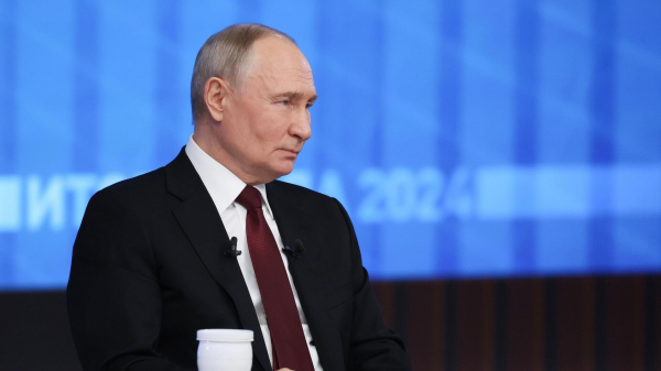 Молодая семья из Краснодара после обращения к Путину получила ипотеку под 6% Молодая семья из Краснодара после обращения к Путину получила ипотеку под 6%