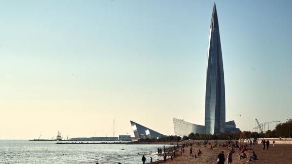 "Лахта Центр" в Санкт-Петербурге открыли для посетителей