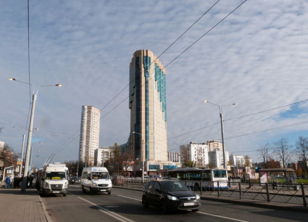 Прокуратура обязала муниципальные власти отремонтировать разбитый проезд на проспекте Ветеранов Прокуратура обязала муниципальные власти отремонтировать разбитый проезд на проспекте Ветеранов