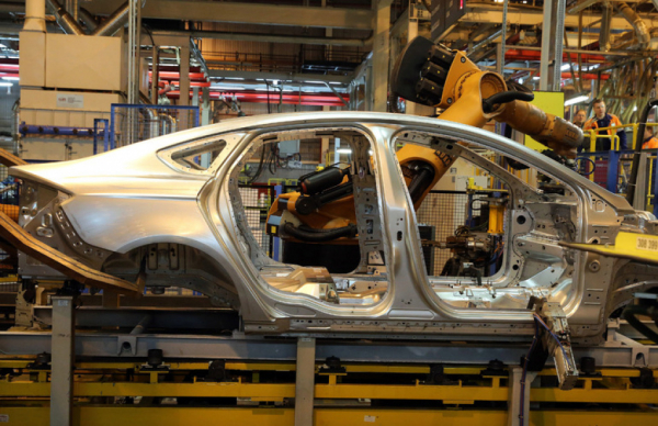 Lada Iskra из Петербурга готовят к массовому выходу на рынок такси