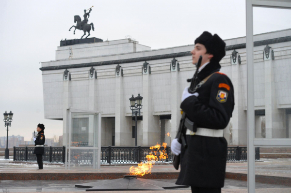 В Москве и Петербурге открылись масштабные выставки ко Дню Победы В Москве и Петербурге открылись масштабные выставки ко Дню Победы