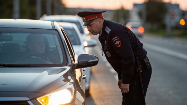 ГАИ объяснила, как правильно использовать свет на автомобиле по новым правилам